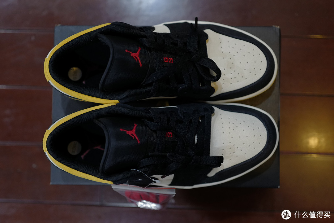 中年人的第一双乔丹鞋 Air Jordan 1 Low 开箱