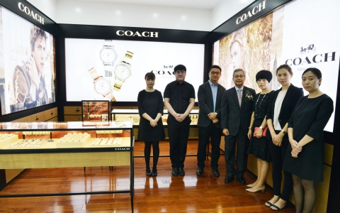 75周年盛典 COACH北京东方新天地Sparkle Time店全新开业