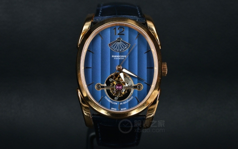 “三分式”和谐之美 品鉴帕玛强尼Ovale Tourbillon腕表